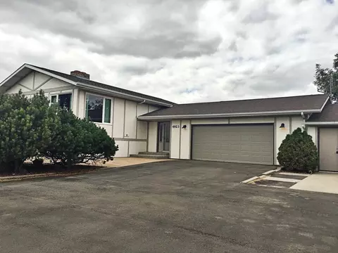 4923 Western Way, Williston, ND 58801 photo 1