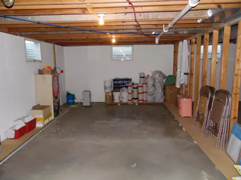 1209 Park Pl, Williston, ND 58801 photo 33