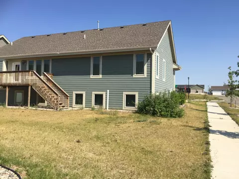 3219 Rocky Wagon St, Williston, ND 58801 photo 8