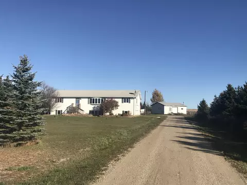 5792 133rd Ave NW, Williston, ND 58801 photo 1