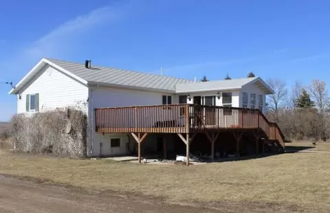 5792 133rd Ave NW, Williston, ND 58801 photo 2
