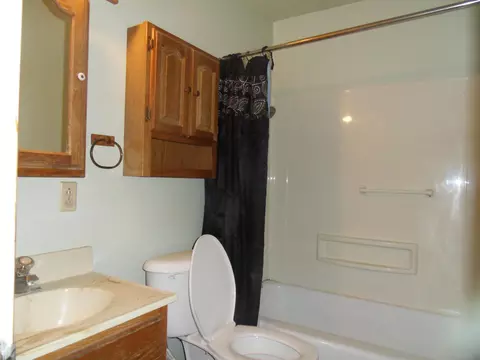 505 Highland Dr W, Williston, ND 58801 photo 7