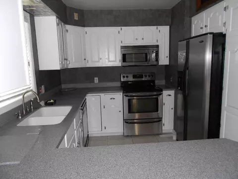5066 Sunrise Dr, Williston, ND 58801 photo 10