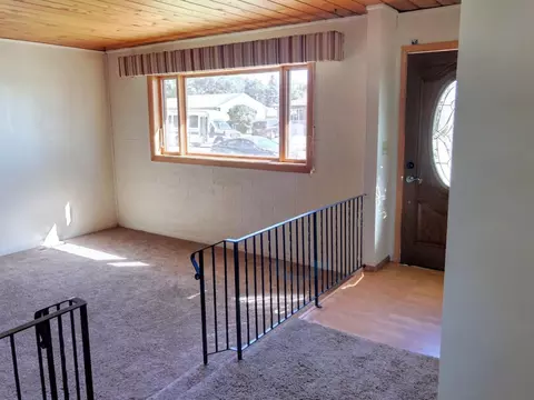 1714 Hillside Ct, Williston, ND 58801 photo 18