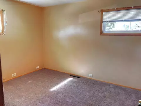1714 Hillside Ct, Williston, ND 58801 photo 9