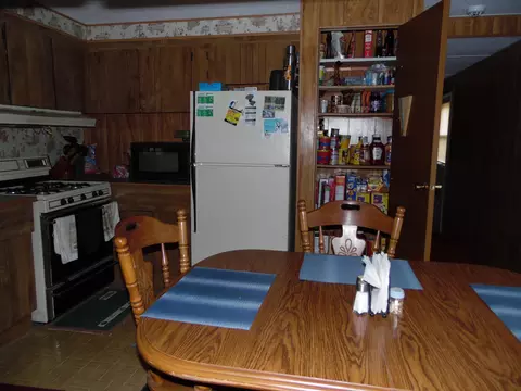 208 Eikren Dr, Alexander, ND 58831 photo 13
