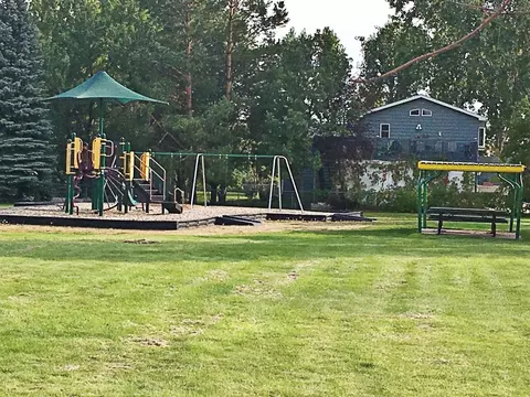 2502 7th Ave E, Williston, ND 58801 photo 22