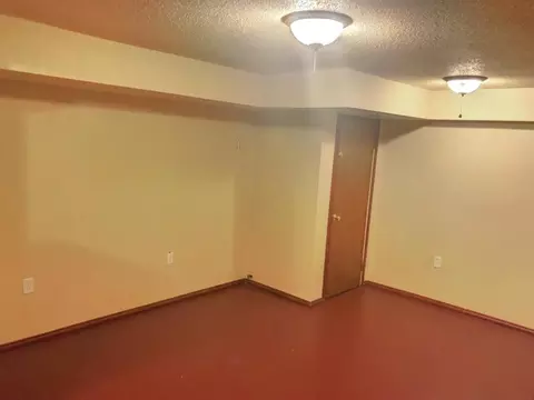1015 4th Ave W, Williston, ND 58801 photo 26