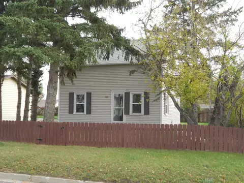 104 Lake St, Ray, ND 58849 photo 1