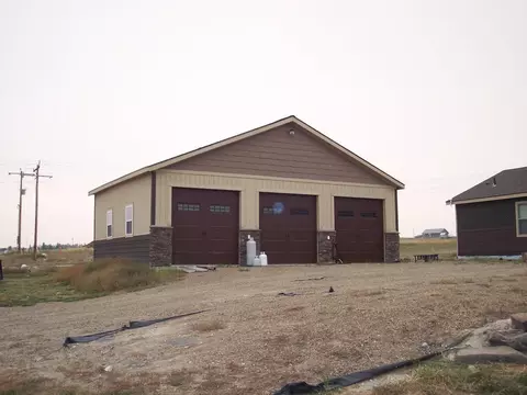 4974 Trogstad Ave, Williston, ND 58801 photo 2
