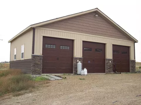 4974 Trogstad Ave, Williston, ND 58801 photo 4