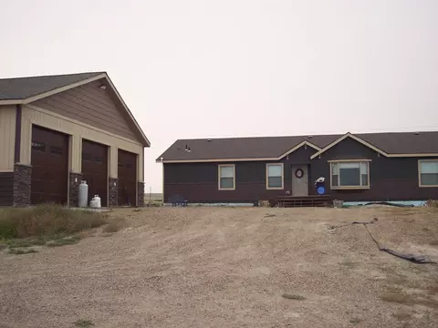 4974 Trogstad Ave, Williston, ND 58801 photo 3