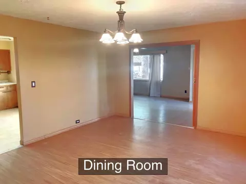 811 17th Ave W, Williston, ND 58801 photo 5