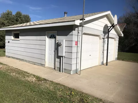 110 42nd St W, Williston, ND 58801 photo 14