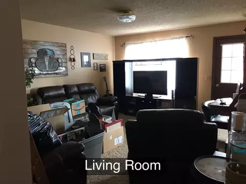 513 9th Ave W, Williston, ND 58801 photo 4
