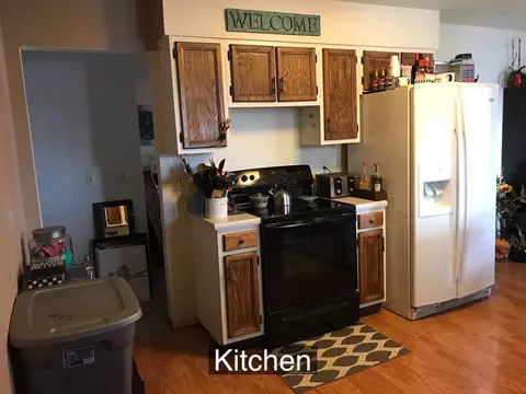 513 9th Ave W, Williston, ND 58801 photo 2