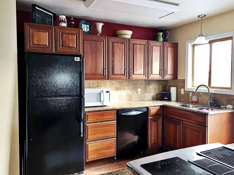 2410 13th Ave W, Williston, ND 58801 photo 7