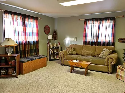 2410 13th Ave W, Williston, ND 58801 photo 21