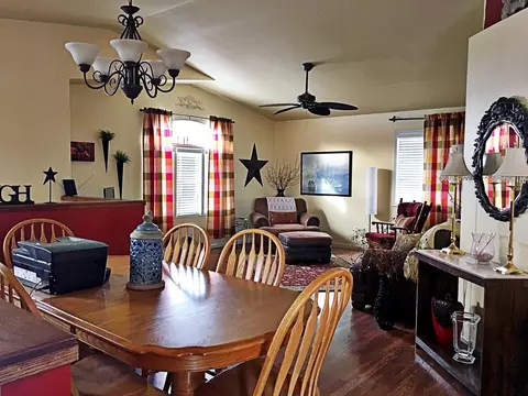 2410 13th Ave W, Williston, ND 58801 photo 9