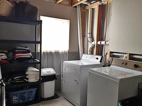 2410 13th Ave W, Williston, ND 58801 photo 24