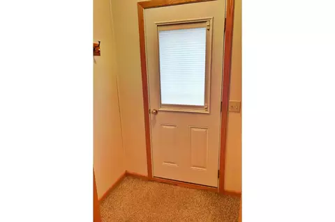 421 4th Ave E, Williston, ND 58801 photo 17