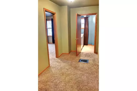 421 4th Ave E, Williston, ND 58801 photo 20