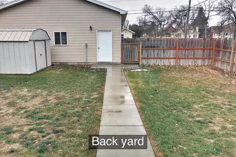421 4th Ave E, Williston, ND 58801 photo 37