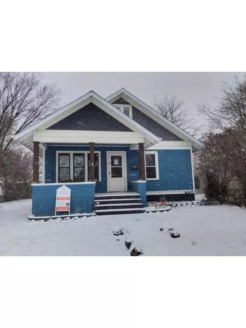 715 Broadway Ave W, Williston, ND 58801 photo 1