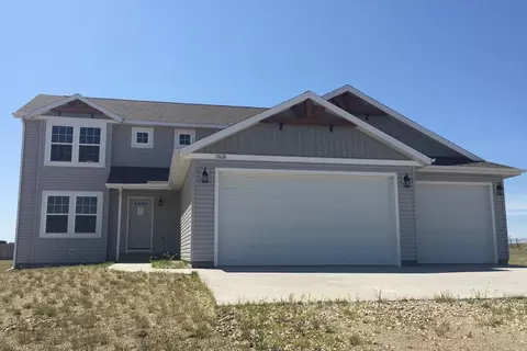 13676 Mulberry Loop NW, Williston, ND 58801 photo 1