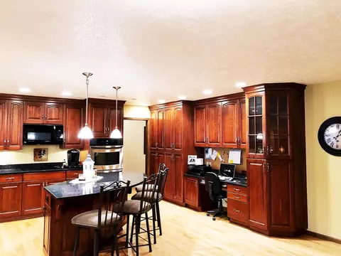 1203 University Ave, Williston, ND 58801 photo 24