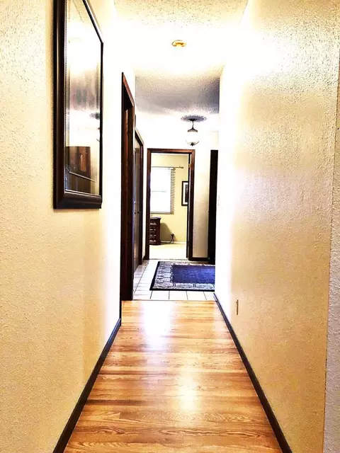 1203 University Ave, Williston, ND 58801 photo 5