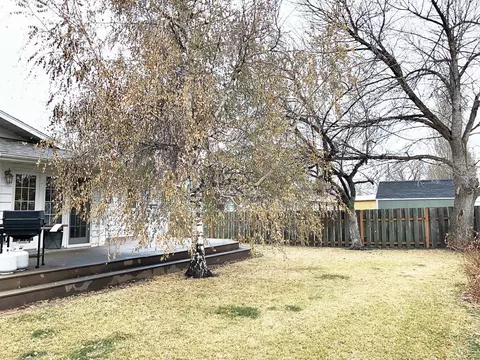 1203 University Ave, Williston, ND 58801 photo 45