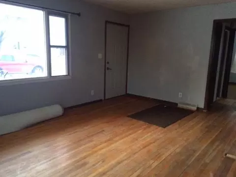 1602 11th Ave W, Williston, ND 58801 photo 3