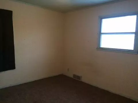1602 11th Ave W, Williston, ND 58801 photo 8