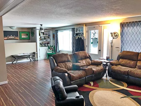 2501 13th Ave W, Williston, ND 58801 photo 5