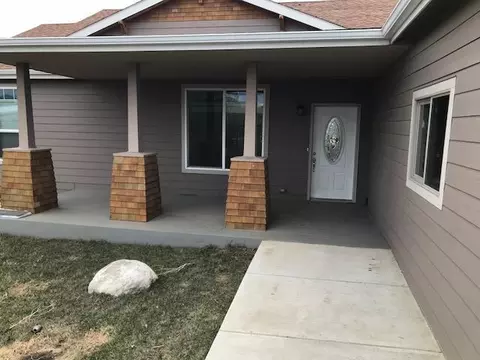 14020 Madison Ln, Williston, ND 58801 photo 5