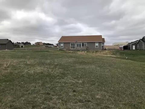 14020 Madison Ln, Williston, ND 58801 photo 4