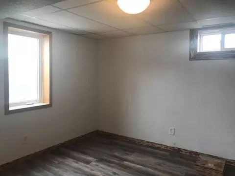 524 11th St W, Williston, ND 58801 photo 23