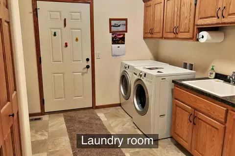 13948 Antelope Dr, Williston, ND 58801 photo 10
