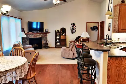 13948 Antelope Dr, Williston, ND 58801 photo 8