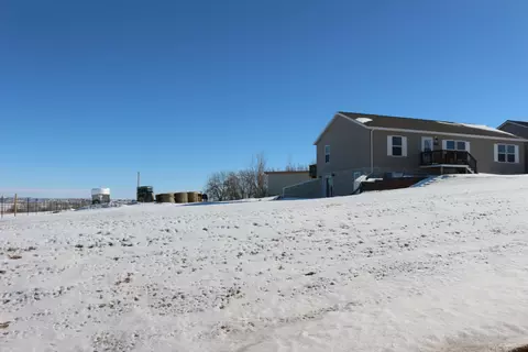 14084 47th Ln NW, Williston, ND 58801 photo 2