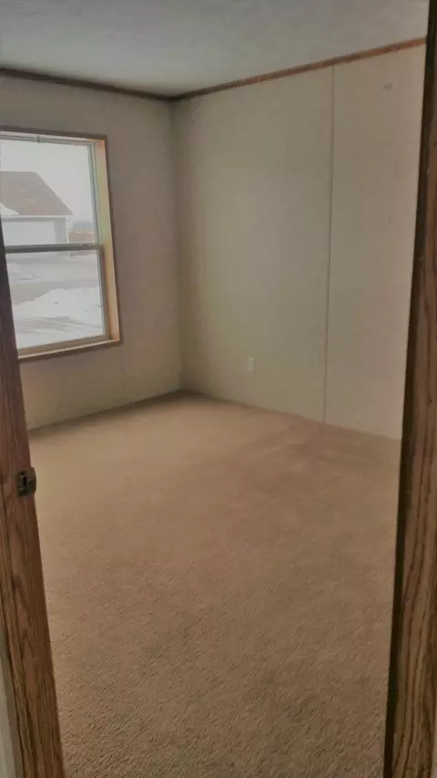 619 9th Ave SE, Stanley, ND 58784 photo 10