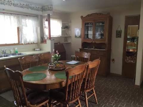 902 6th St W, Williston, ND 58801 photo 8