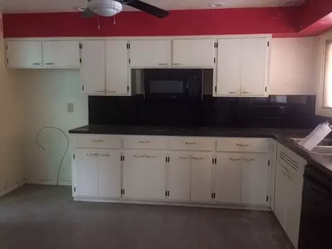 605 17th St W, Williston, ND 58801 photo 5