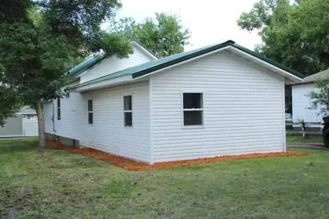 705 Main St W, Stanley, ND 58784 photo 3