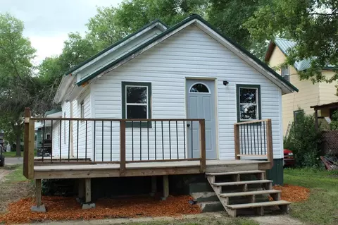 705 Main St W, Stanley, ND 58784 photo 1