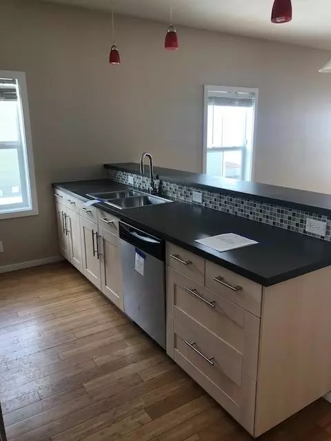 1906 24th St W, Williston, ND 58801 photo 6