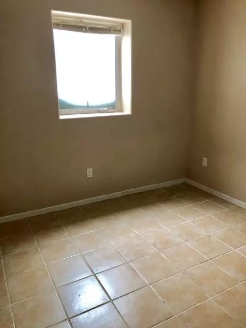 1906 24th St W, Williston, ND 58801 photo 15