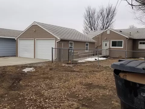 712 13th Ave W, Williston, ND 58801 photo 5