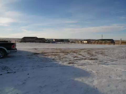 5739 Liberty Ln, Williston, ND 58801 photo 3